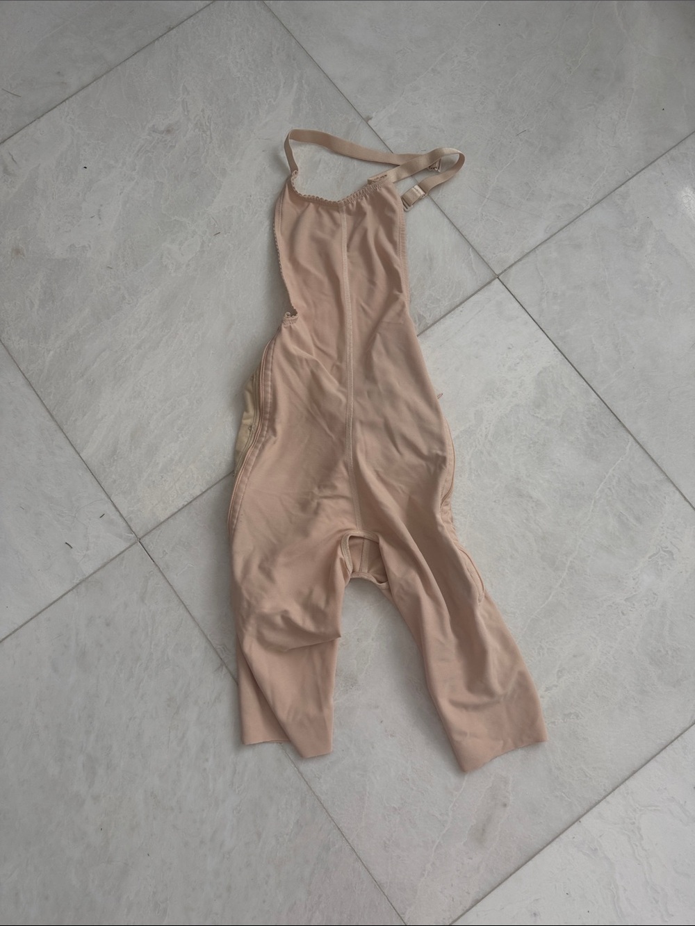 Woman’s Surgery Recovery Garments - Picture 7 of 11